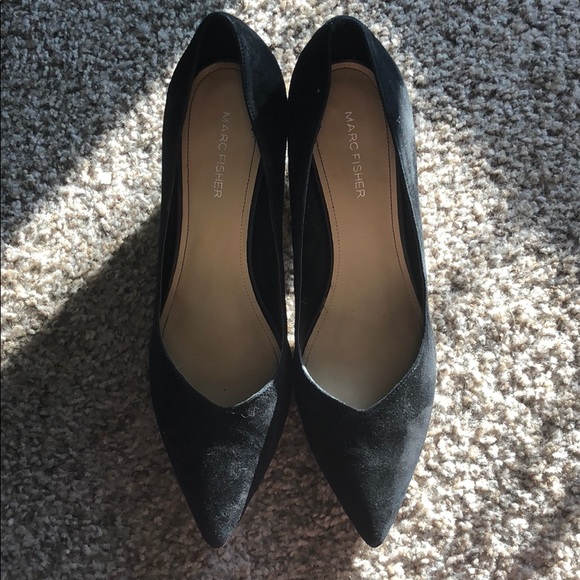 Marc Fisher black heels - Picture 2 of 3